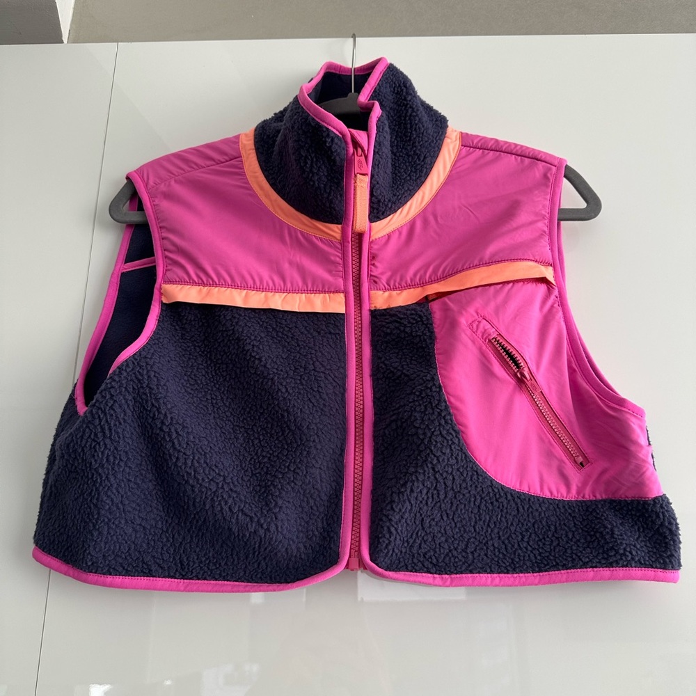 Free People-Cropped Fleece Vest